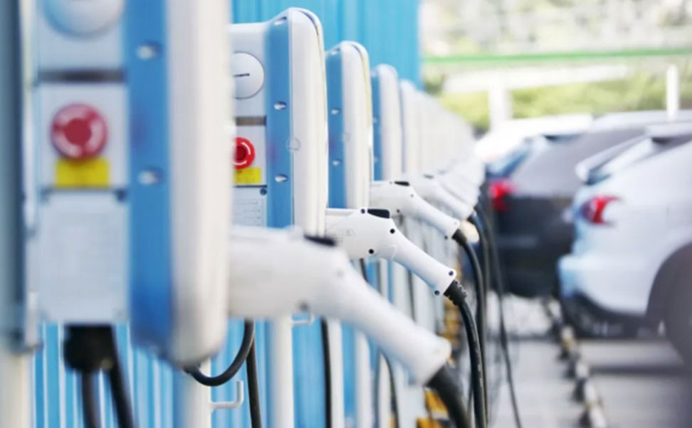 新能源充電樁技術(shù)創(chuàng)新行業(yè)標準：推動綠色出行的重要一環(huán)