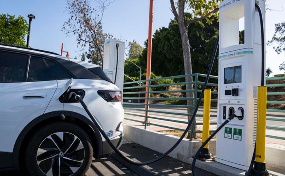 國內(nèi)汽車充電樁生產(chǎn)廠家的顛覆性創(chuàng)新