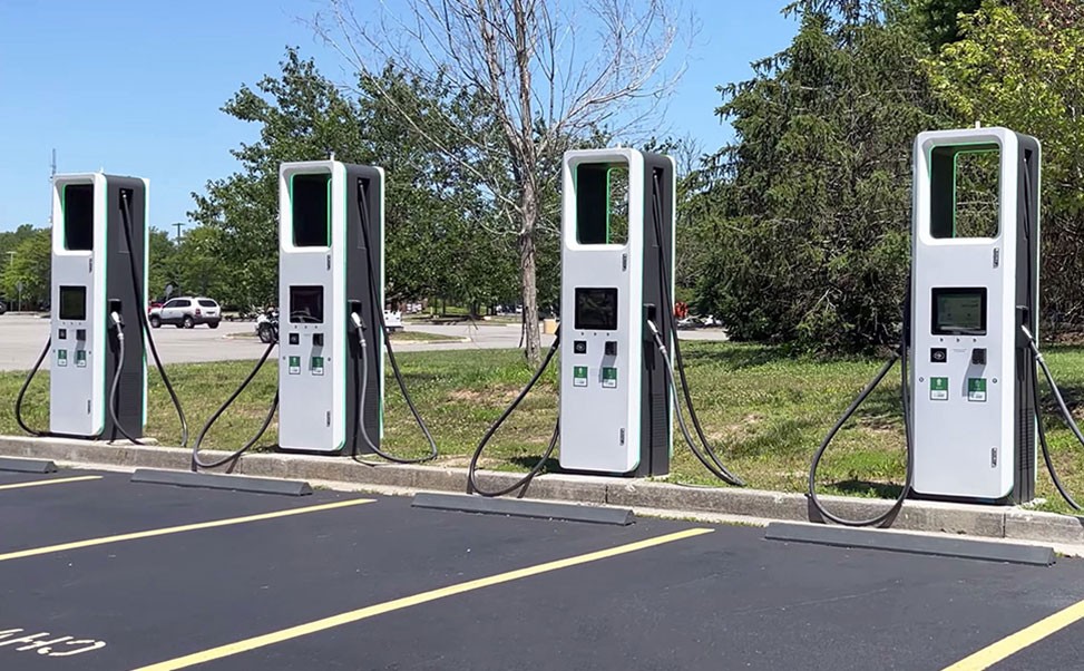 新能源充電站加盟市場的機(jī)遇與挑戰(zhàn)